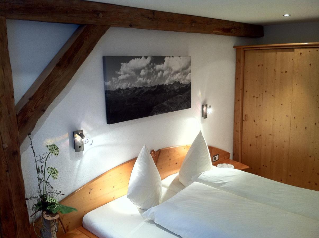 Laret Private Boutique Hotel - Adults Only Samnaun Pokoj fotografie